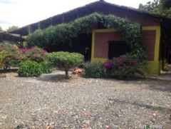 Finca De Descanso Y Producción De Árboles Frutales Holguín - Finca en La Victória, Valle del Cauca